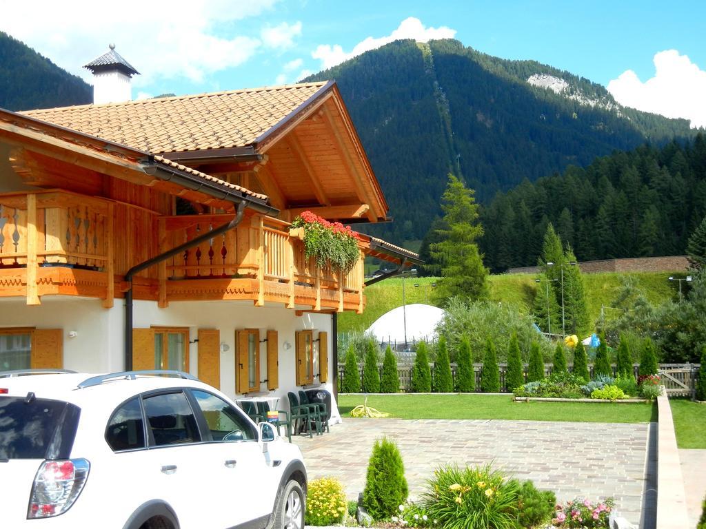 Anna Apartment Pozza di Fassa Εξωτερικό φωτογραφία